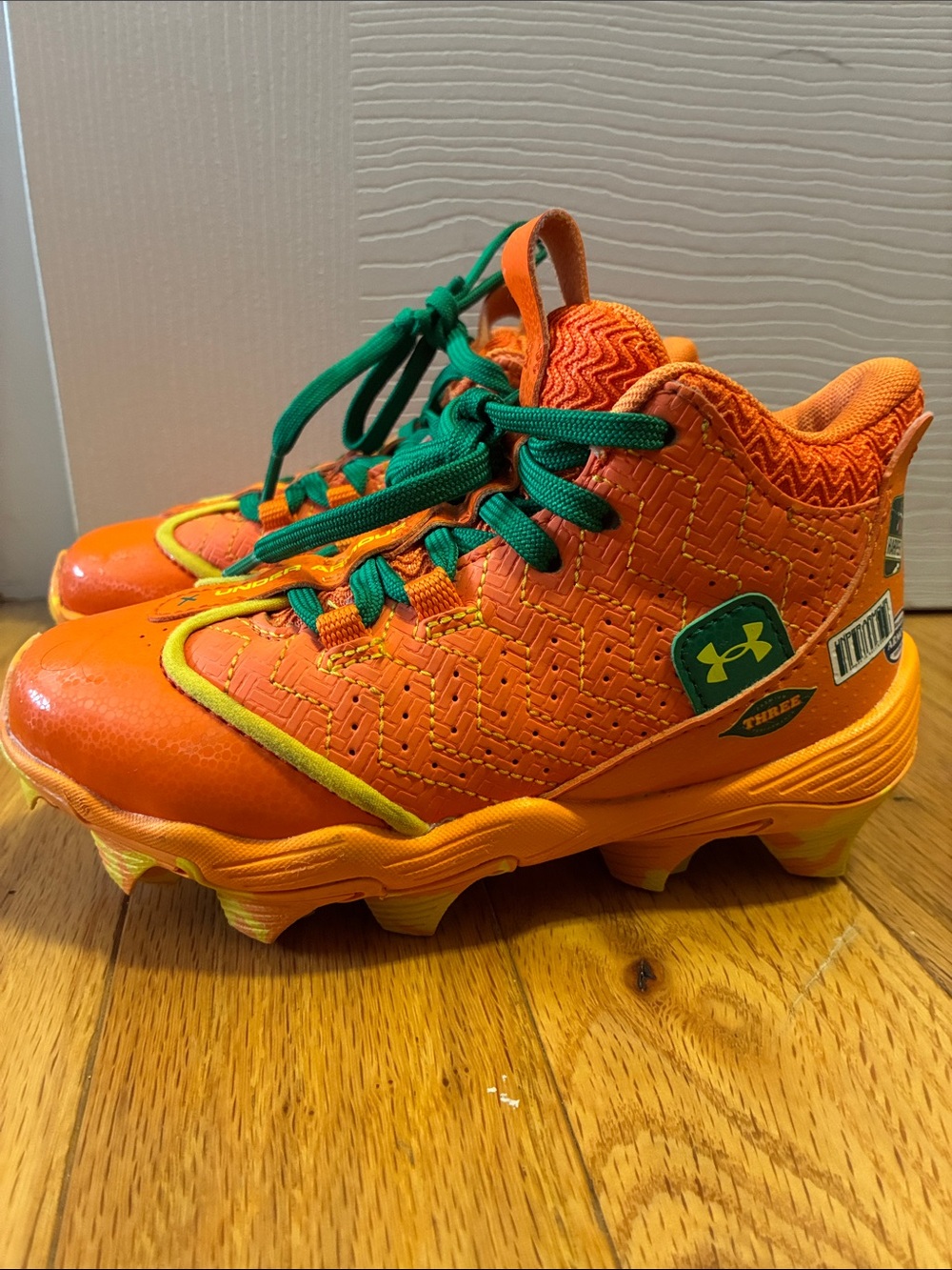 Under Armour Kids Harper 3 Orange/green cleat